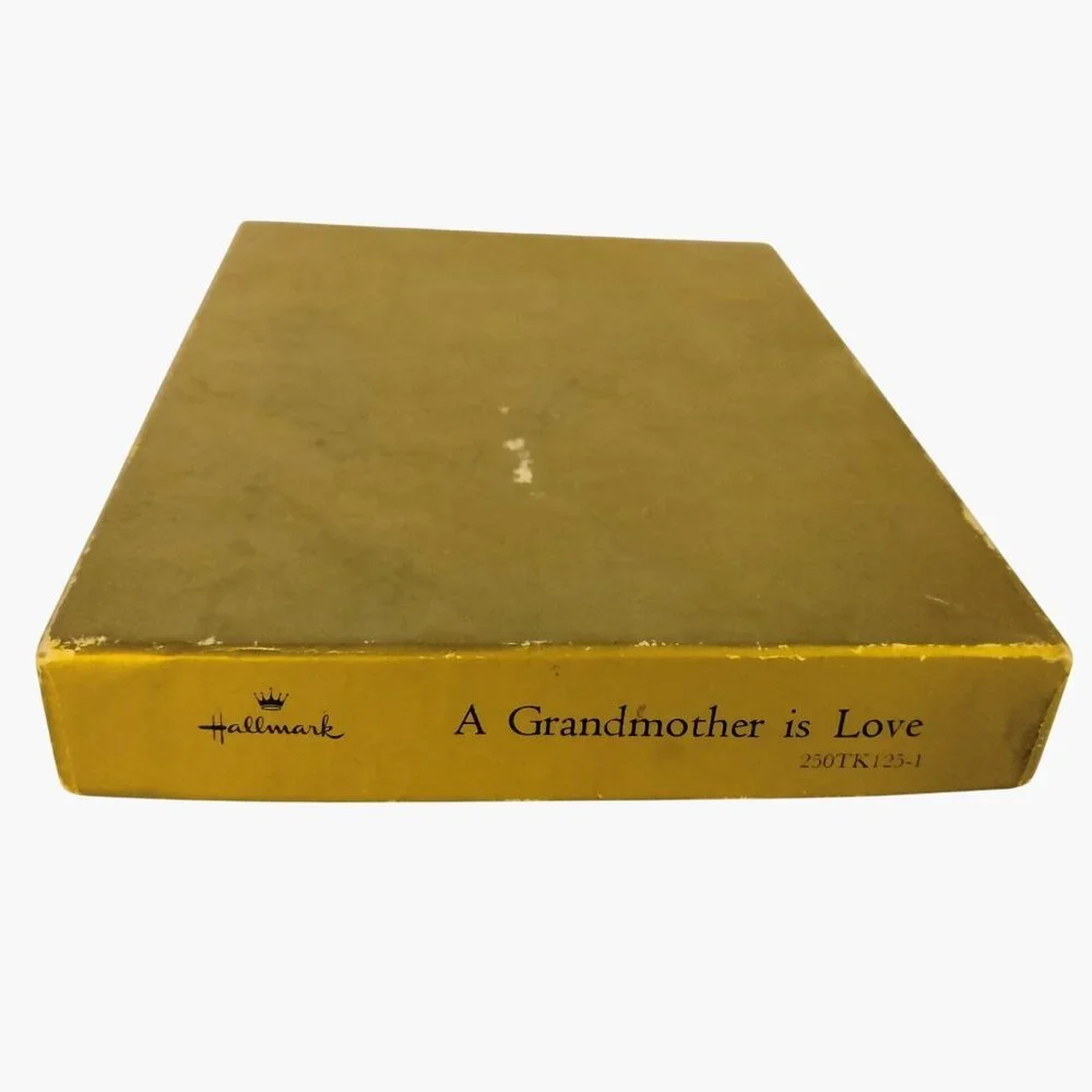 A Grandmother Is Love Keepsake Book Hallmark Box Floral Design Gift